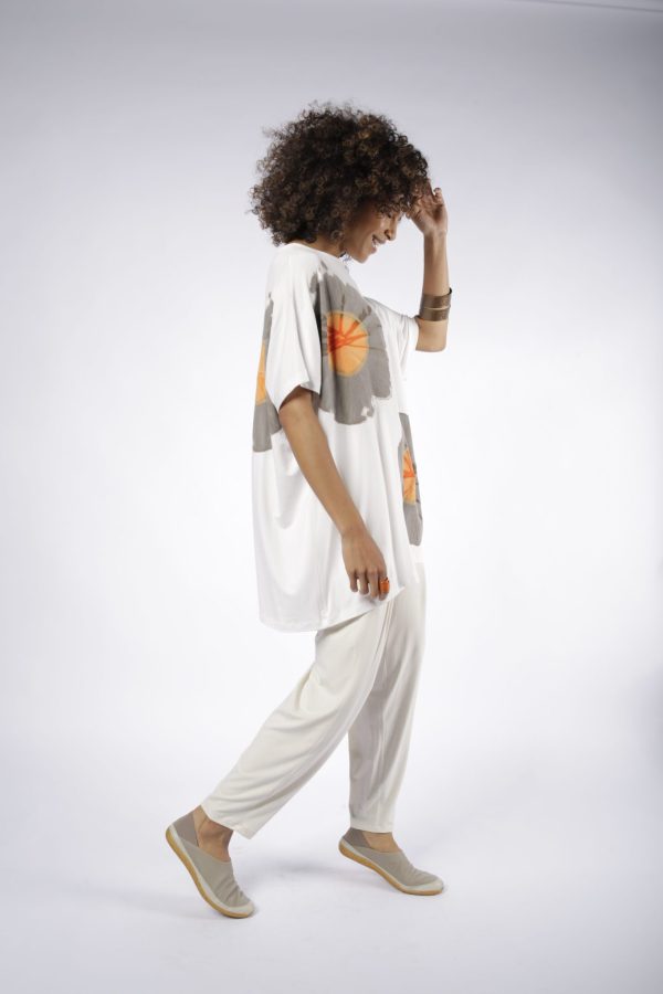Blusa Feminina Em Malha Manga Curta - Bolas - Imagem 3