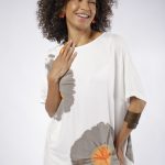 Blusa Feminina Em Malha Manga Curta - Bolas