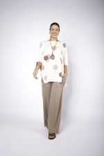 Blusa Feminina Em Malha Com Mangas Curtas - Areia - Imagem 2