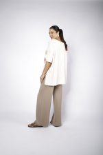 Blusa Feminina Em Malha Com Mangas Curtas - Areia - Imagem 4