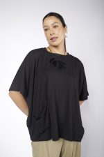 Blusa Feminina Em Malha Com Mangas Curtas - Imagem 3