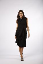 Vestido Feminino Em Malha Sem Manga - Imagem 3