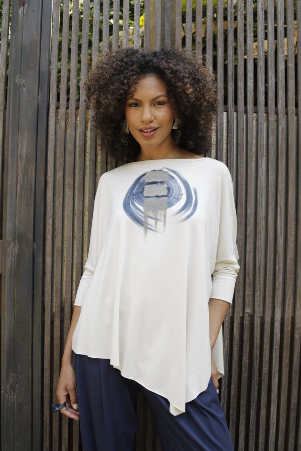 Blusa Feminina Diagonal Manga Curta - Off - Imagem 1