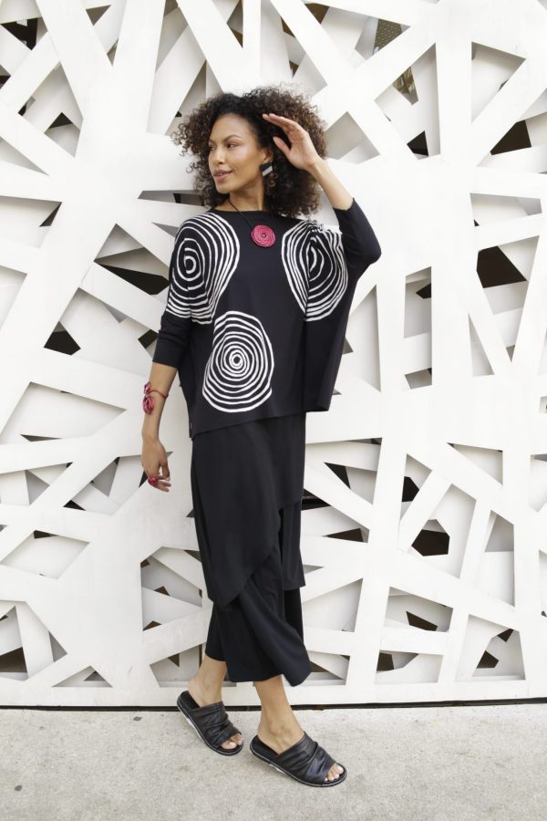 Blusa Japão Com Manga Curta - Preto - Imagem 2