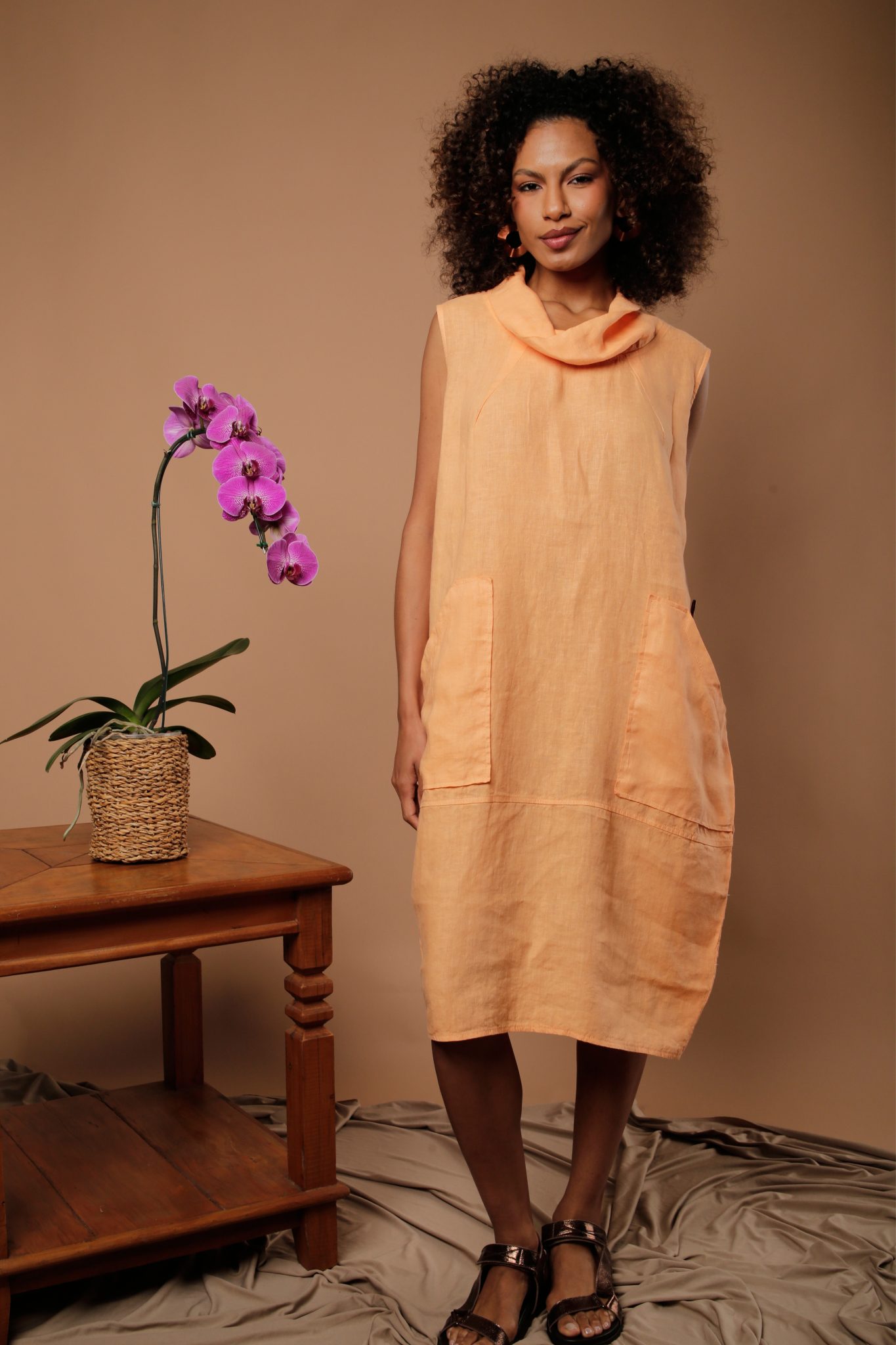 14 Vestido Feminino Linho Puro Com Gola - Imagem 5