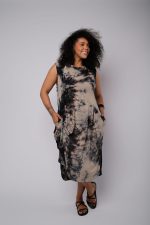 Vestido Feminino Em Malha Sem Manga