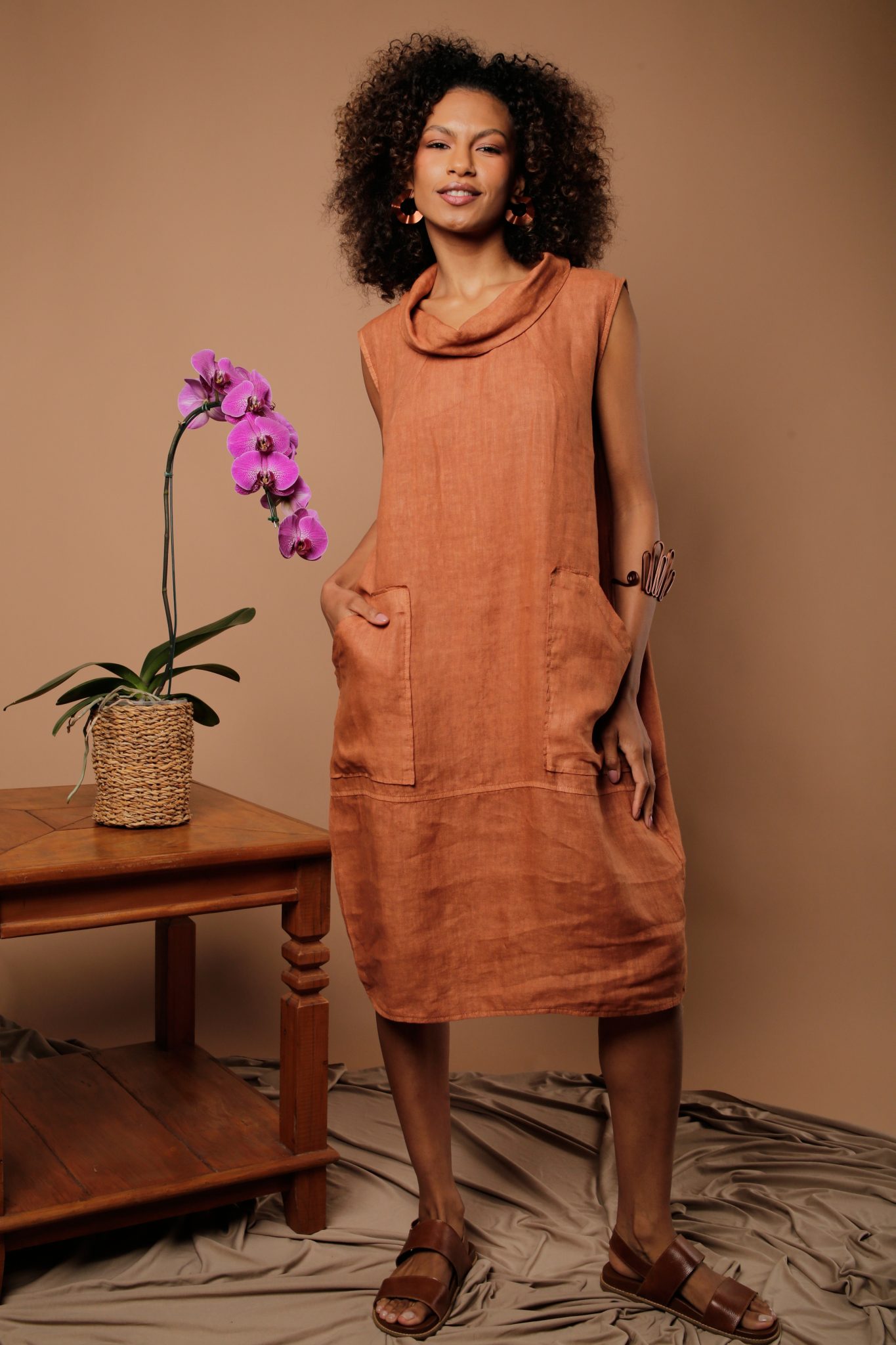 3 Vestido Feminino Linho Puro Com Gola - Imagem 1