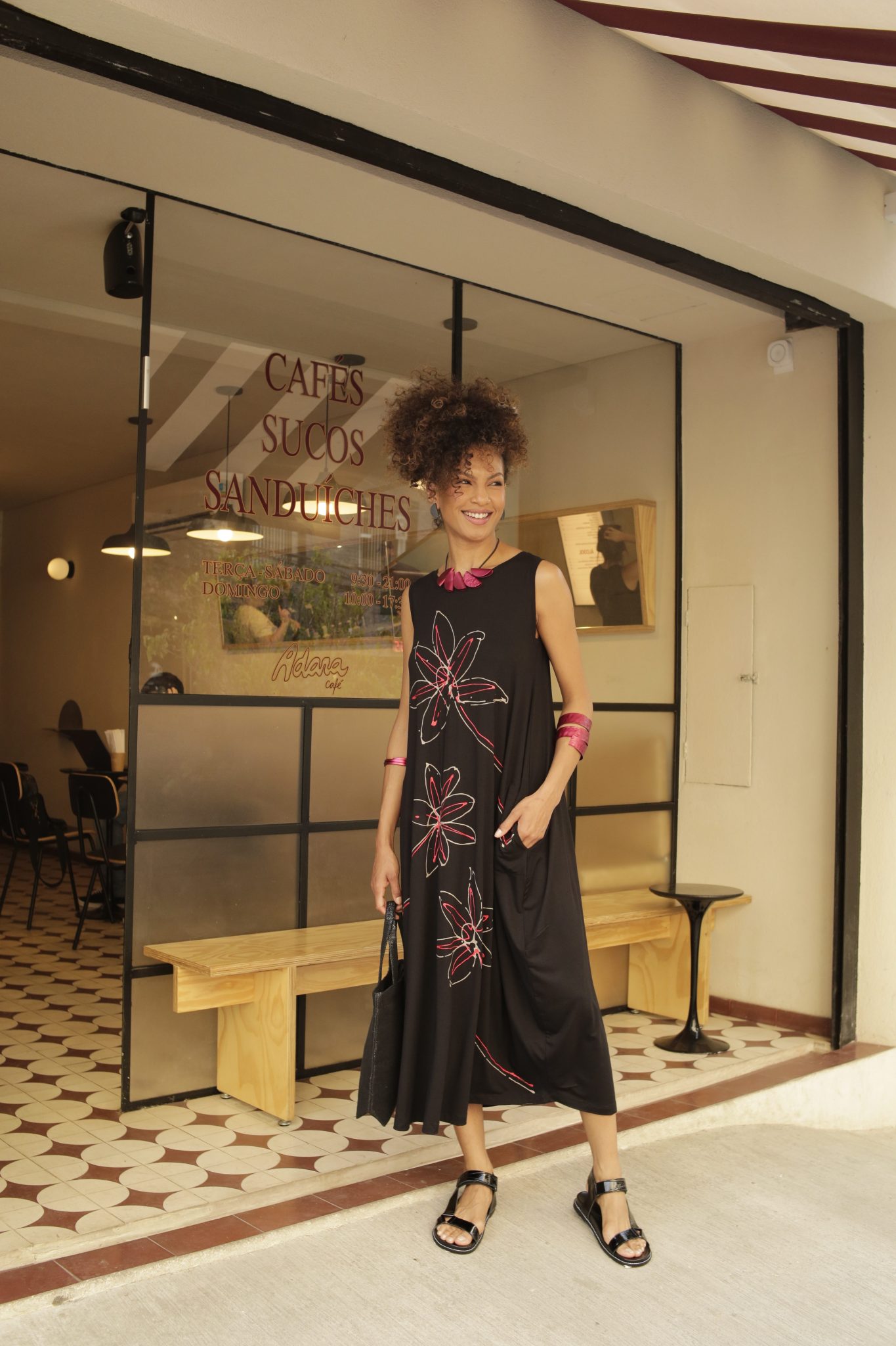 _D3_7891 Vestido Feminino Em Malha Sem Manga - Preto - Imagem 3