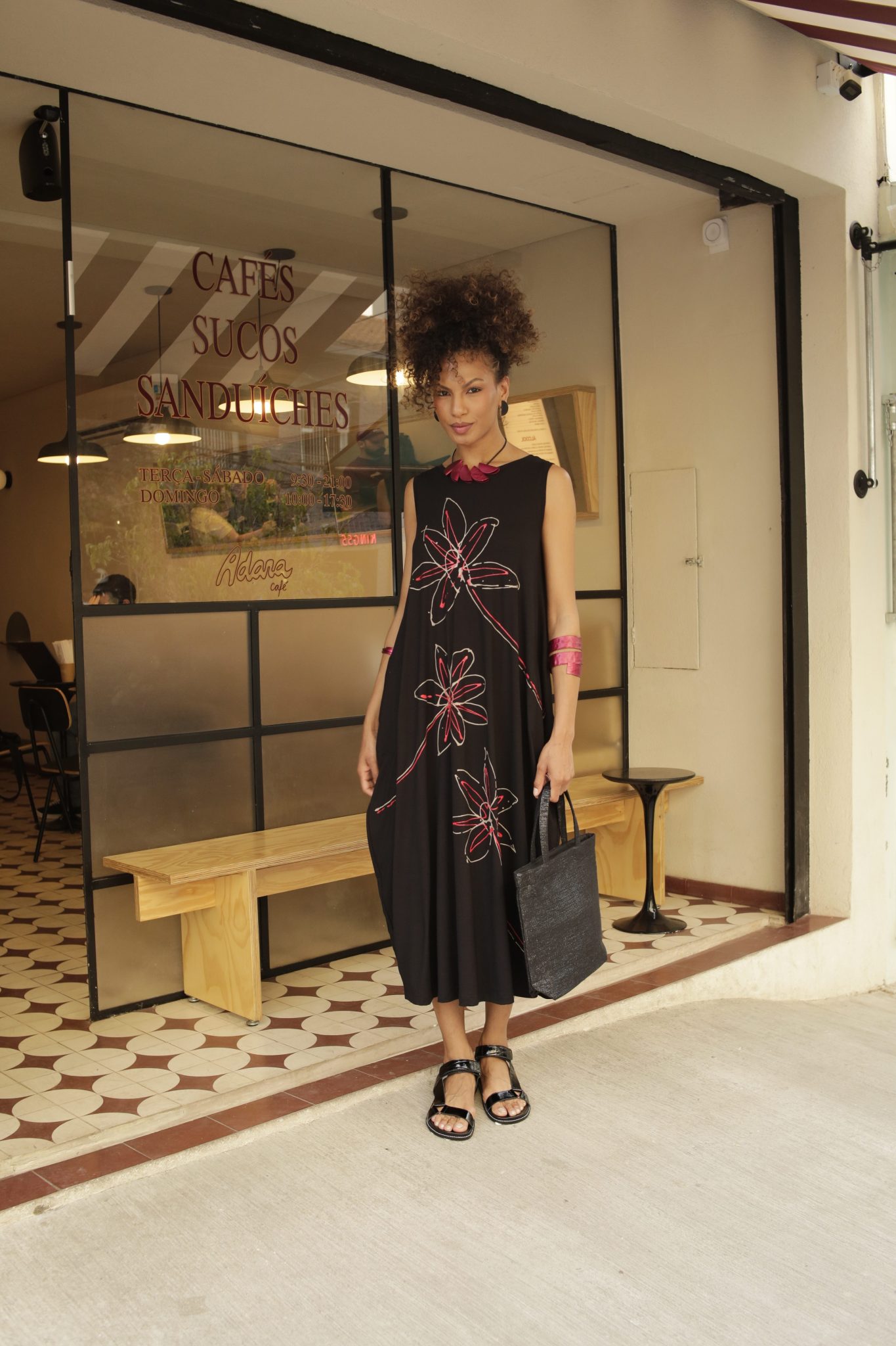 _D3_7893 Vestido Feminino Em Malha Sem Manga - Preto - Imagem 1