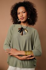 Blusa Feminina Com Manga Curta