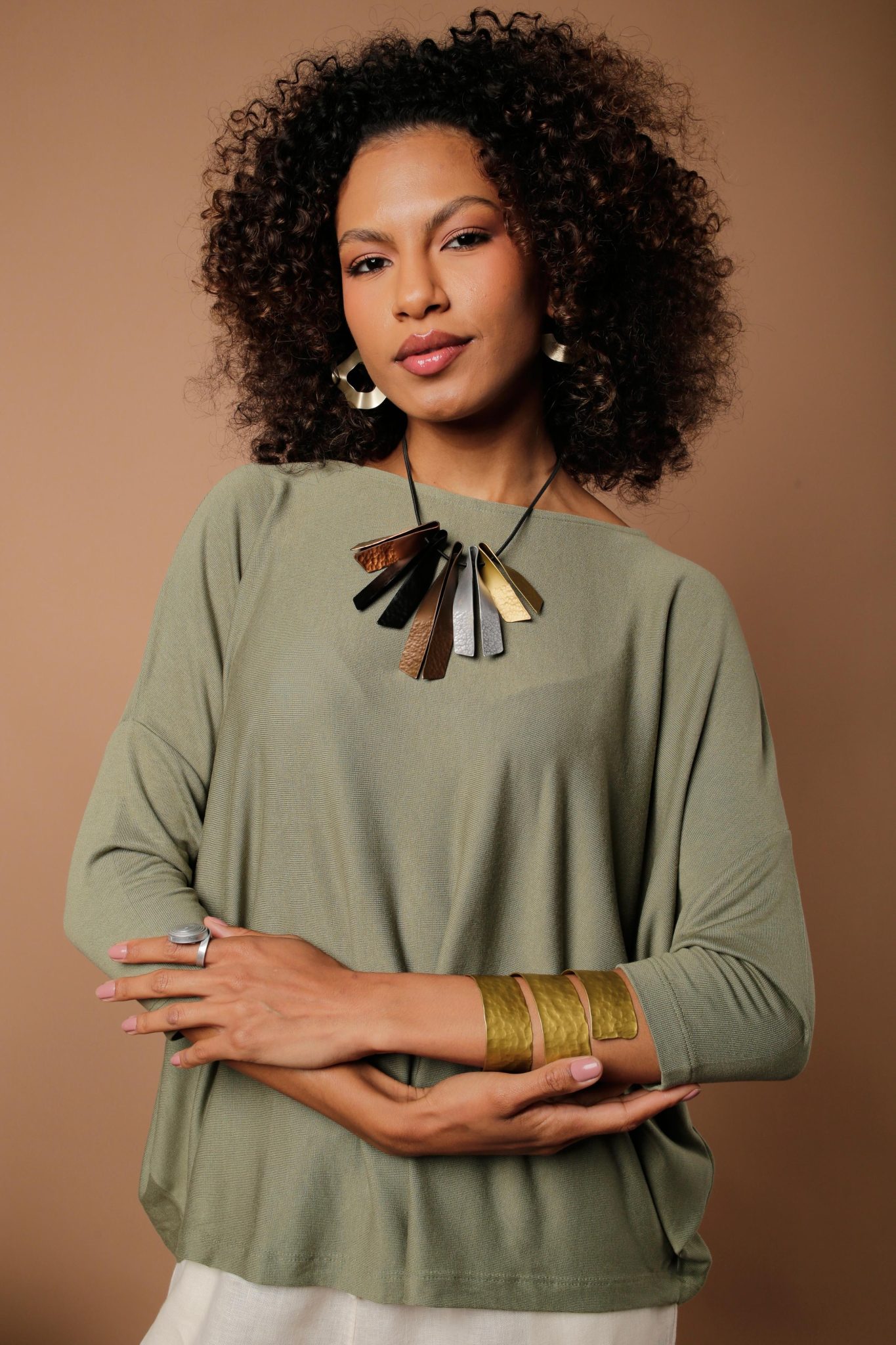 WhatsApp Image 2025-10-31 at 12.25.04 Blusa Feminina Com Manga Curta - Imagem 1