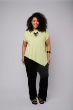 Blusa Feminina Em Malha Mangas Curtas - Imagem 10