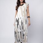 Vestido Feminino Em Malha Com Bolsos - Off