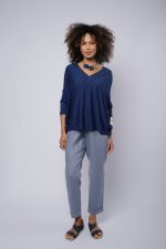 Blusa Ana Feminina Em Malha Decote em V - Imagem 5