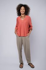 Blusa Ana Feminina Em Malha Decote em V - Imagem 2