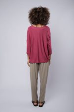 Blusa Ana Feminina Em Malha Decote em V - Imagem 6