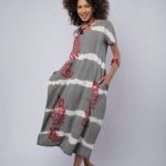 Vestido Feminino Em Malha Com Mangas Curtas